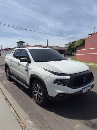 FIAT TORO 2.0 16V TURBO DIESEL ULTRA 4WD AT9